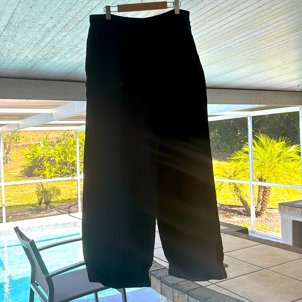Black linen pantss